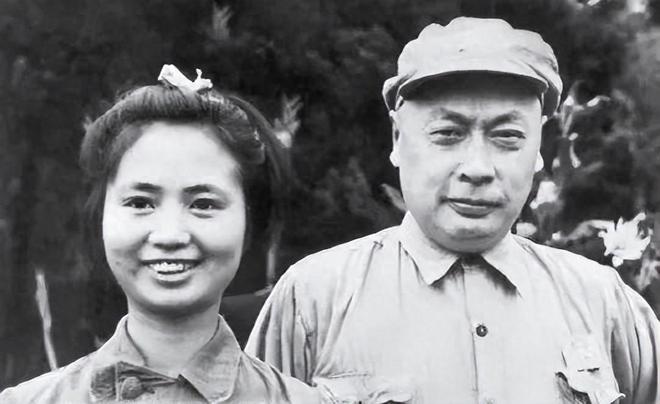 粟裕首次指挥华野作战竟镇不住场凶险时刻叶飞突然挺身而出